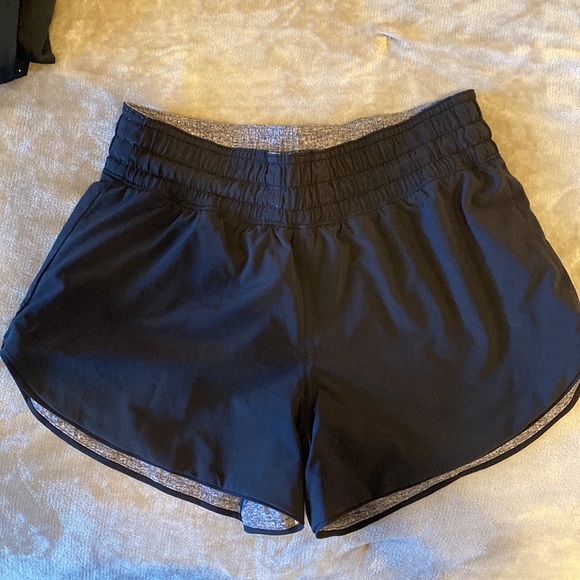 Reversible tracker shorts 3” - Picture 4 of 6